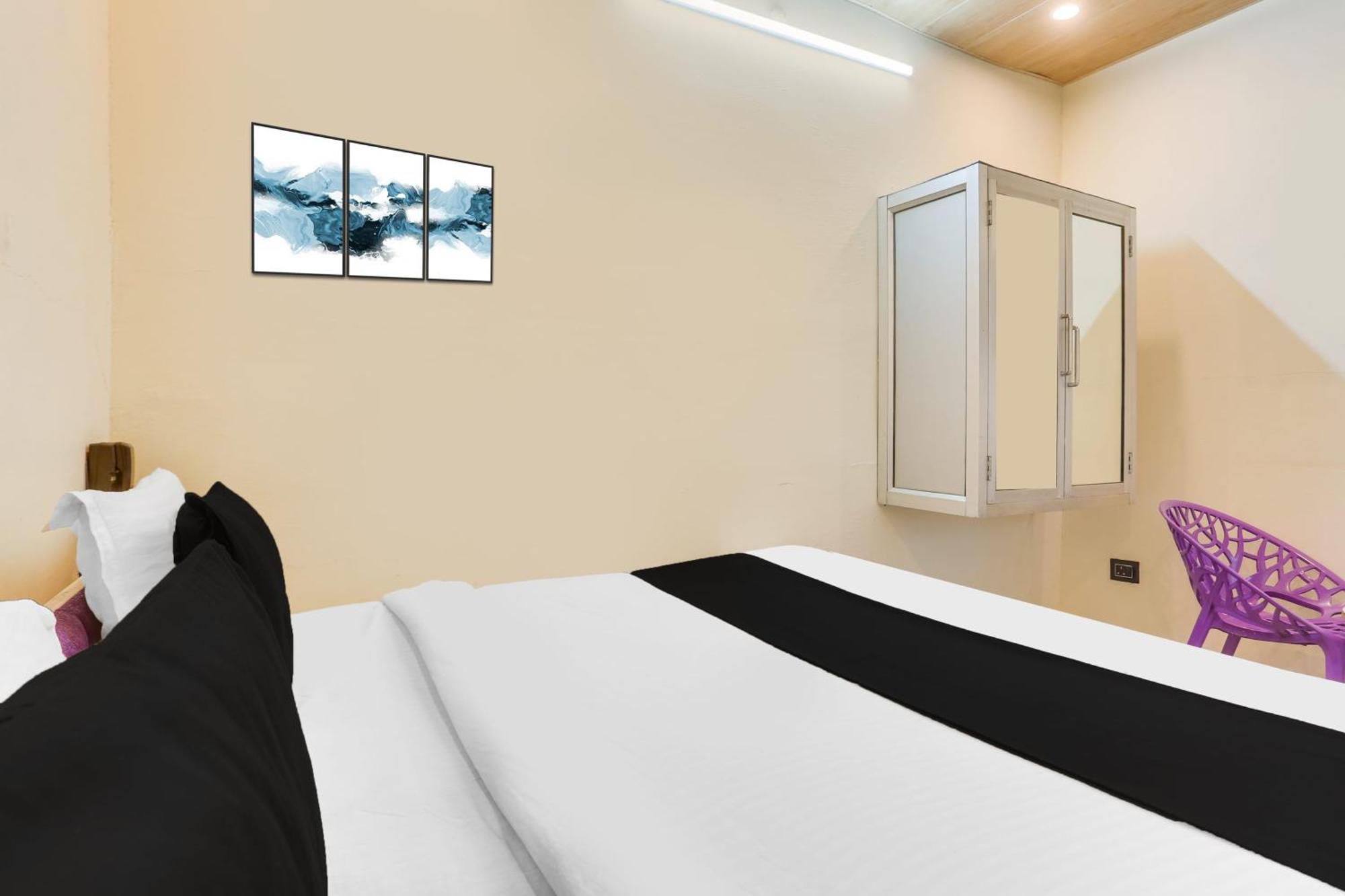 Super Hotel O Jamrani Formerly White House Haldwāni Kültér fotó