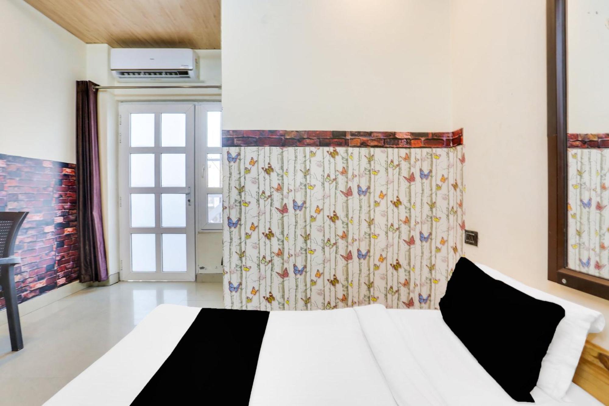 Super Hotel O Jamrani Formerly White House Haldwāni Kültér fotó